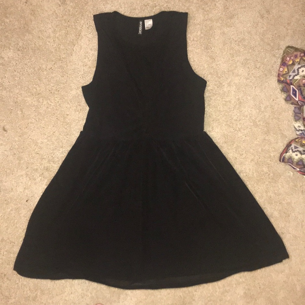 Skater dress with mesh deep V